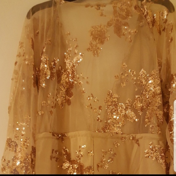 Gold/Nude Sequins Romper 💕HP💕 x2 - Picture 3 of 7
